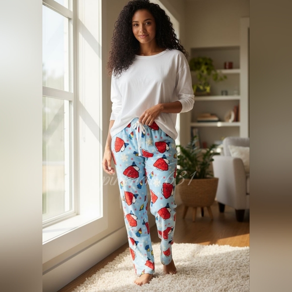 Peanuts Snoopy Puffer Coat Jacket Pajama Pants - Picture 3 of 9